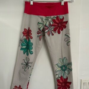 Lululemon Floral Patterned Capri-length Leggings
